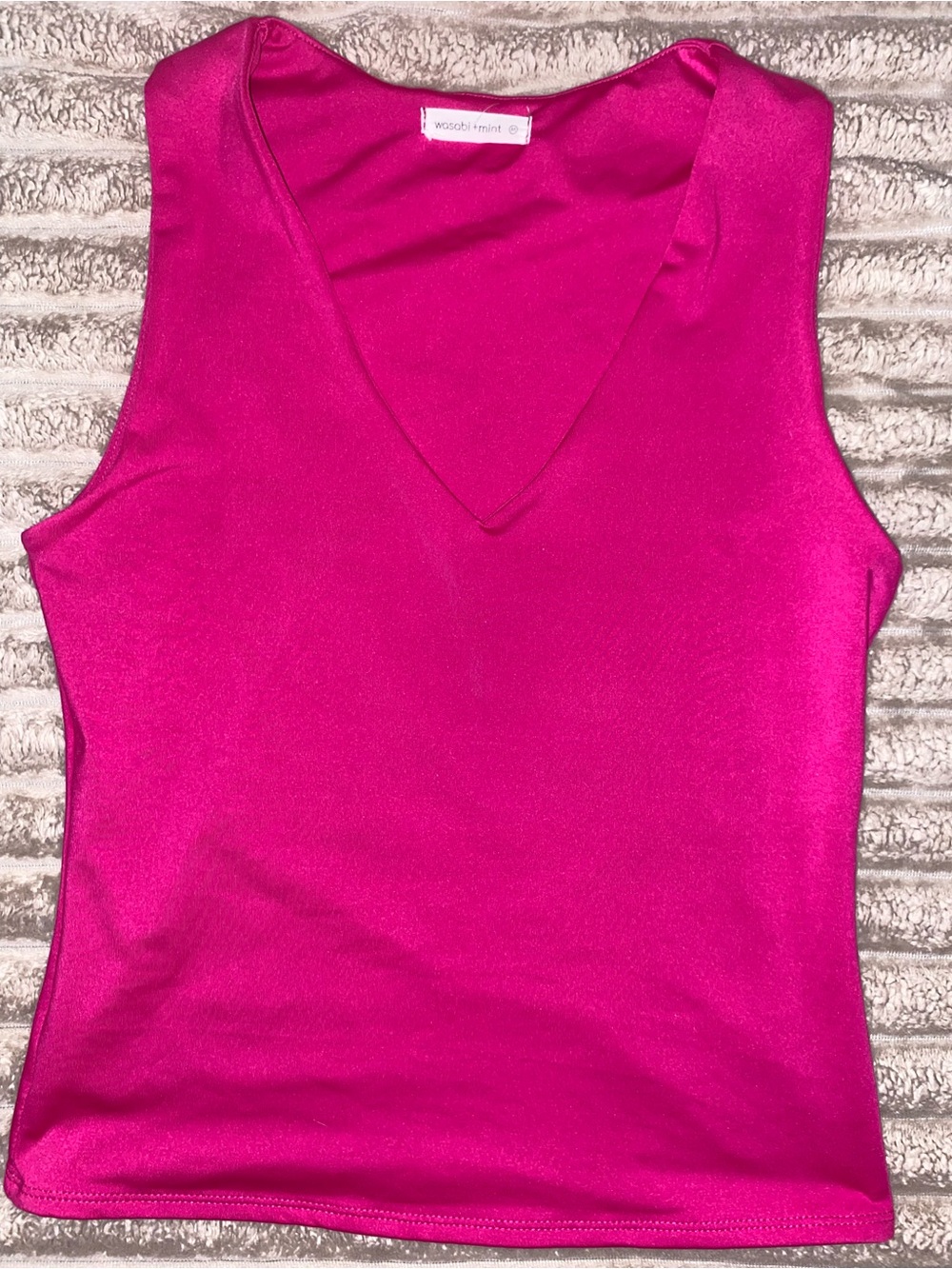 Wasabi + Mint Fuchsia V-Neck Sleeveless Tank